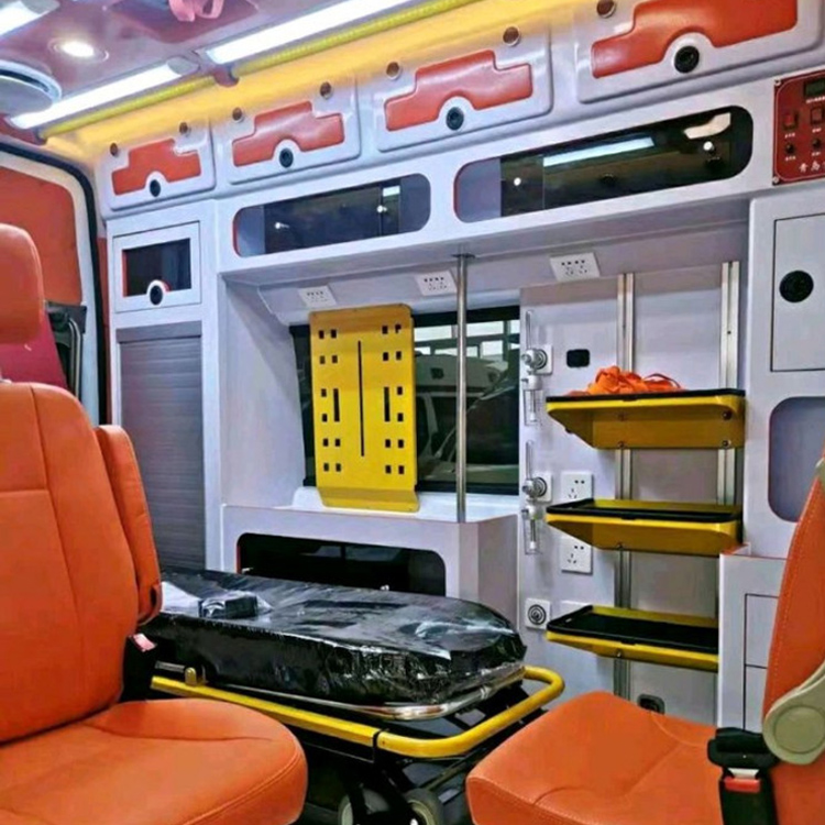 洛江长途救护车护送病人租赁价格